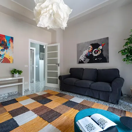 L'affaccio Sulla Piazza *