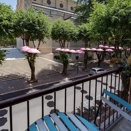 L'affaccio Sulla Piazza * Avezzano