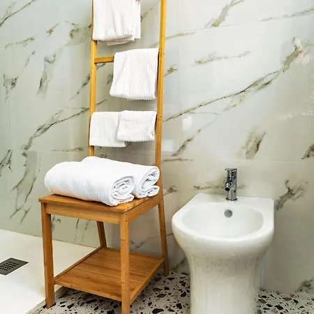 L'affaccio Sulla Piazza Avezzano