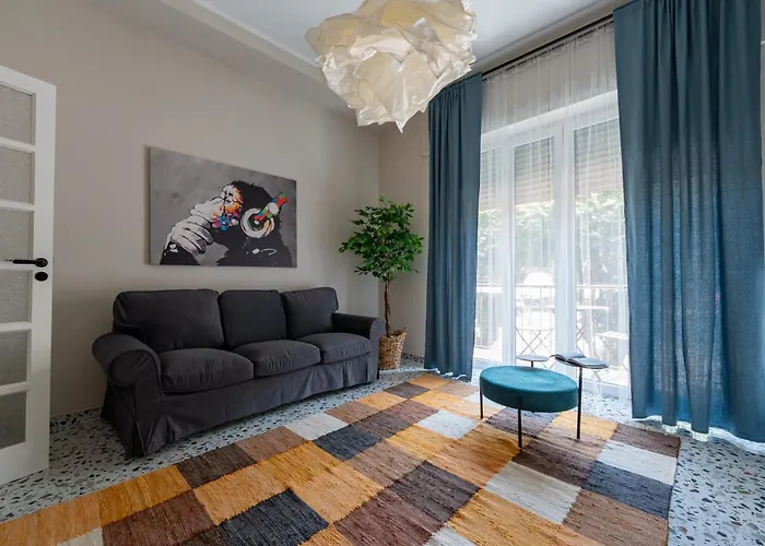 L'affaccio Sulla Piazza アパート