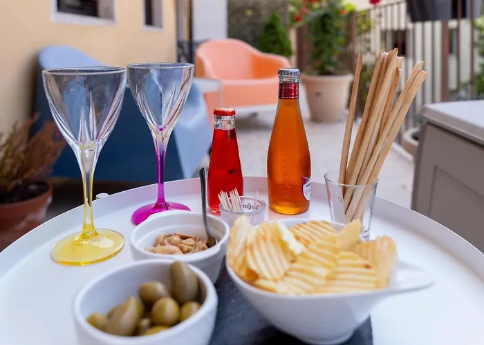 L'affaccio Sulla Piazza דירה אבזאנו